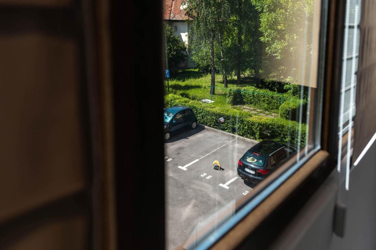 La Nueve Suite Brasov Exterior photo